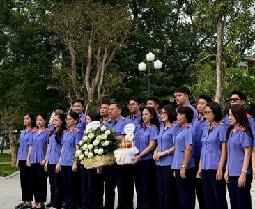 Hướng tới kỷ niệm 79 năm Ngày Thương binh - Liệt sĩ và 66 năm Ngày thành lập...