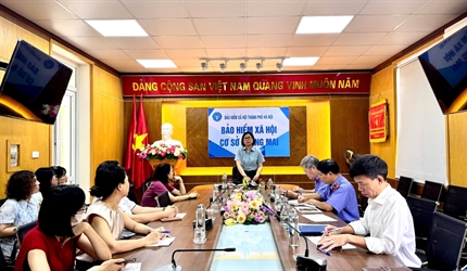 Viện KSND khu vực 3, thành phố Hà Nội phối hợp Bảo hiểm xã hội cơ sở...