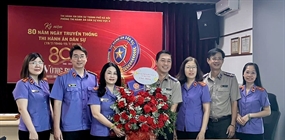 Viện KSND khu vực 4 chúc mừng Kỷ niệm 80 năm Ngày truyền...
