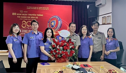 Viện KSND khu vực 4 chúc mừng Kỷ niệm 80 năm Ngày truyền thống ngành...