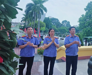 Đoàn Thanh niên Viện KSND khu vực 4, Hà Nội tổ chức Chương trình Dâng hương...