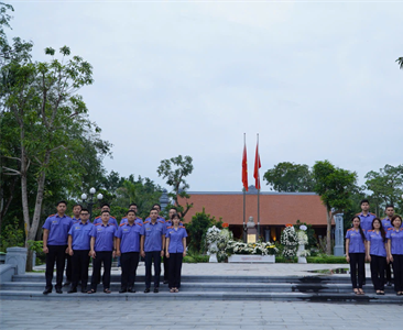 Chi đoàn Viện KSND Khu vực 3 – Hà Nội  tổ chức dâng hương tri ân các Anh...