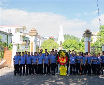 Viện KSND khu vực 12 - Hà Nội tổ chức Lễ dâng hương tri ân các Anh hùng liệt...