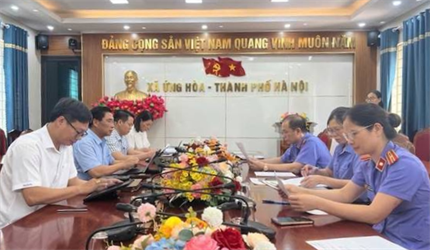 Viện kiểm sát nhân dân khu vực 12 - Hà Nội ban hành Quyết định khởi...