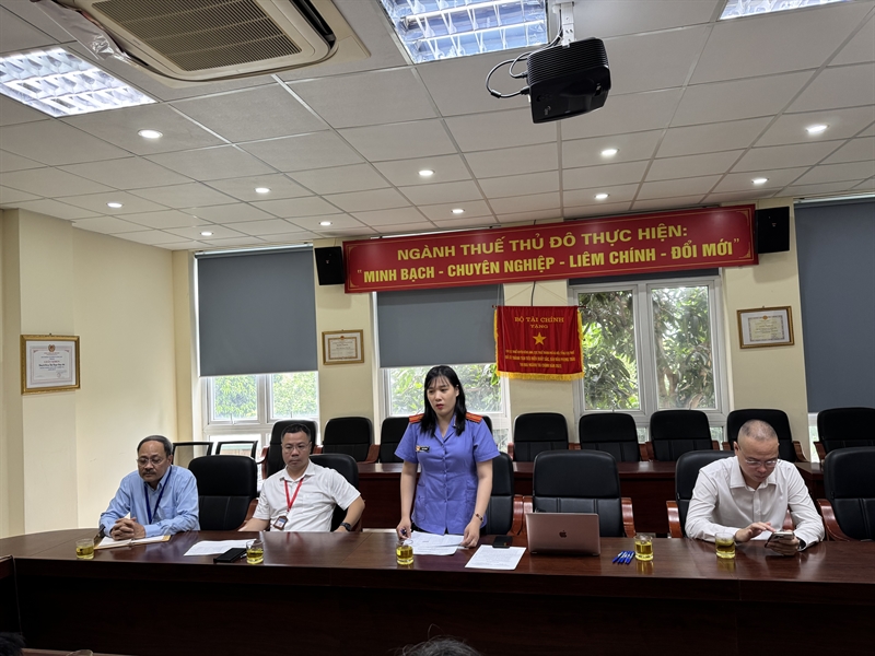 Viện KSND khu vực 7 - Hà Nội phối hợp cùng Thuế cơ sở 10, thành phố Hà Nội trong công tác quản lý, thu hồi nợ thuế