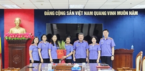 Viện KSND thành phố Hà Nội tổ chức gặp mặt và chia tay cán bộ...