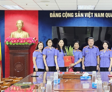 Viện KSND thành phố Hà Nội tổ chức gặp mặt và chia tay cán bộ Phòng 7 về...