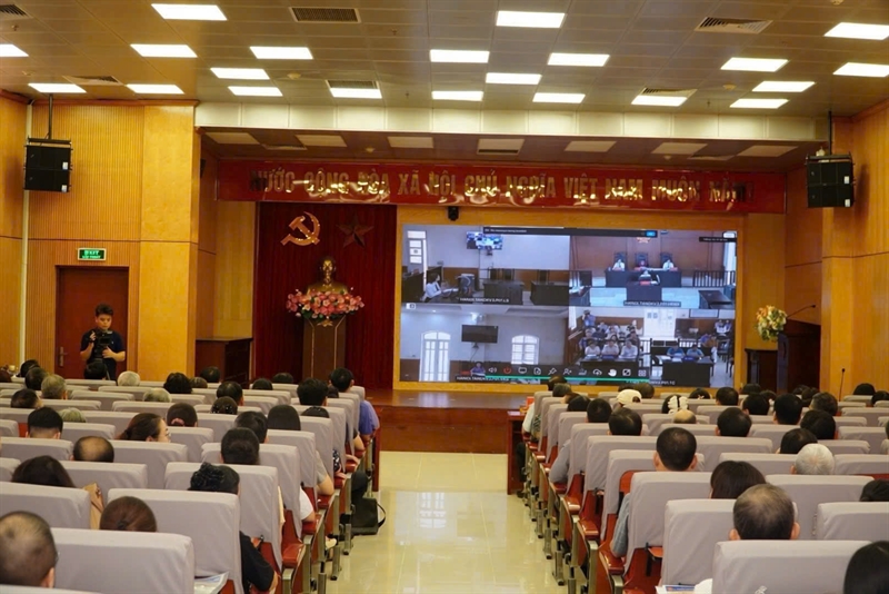Đẩy mạnh công tác tuyên truyền Nghị quyết số 205/2025/QH15 ngày 24/6/2025 của Quốc hội thông qua phiên tòa xét xử trực tuyến vụ án dân sự công ích do Viện kiểm sát nhân dân Khu vực 3, thành phố Hà Nội
