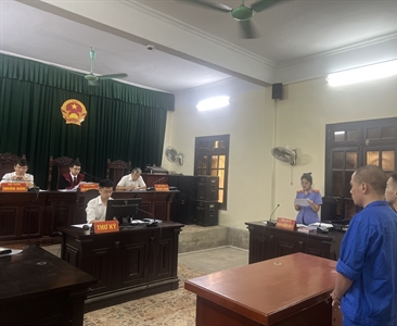 Viện KSND khu vực 10 phối hợp với Tòa án cùng cấp tổ chức phiên tòa rút kinh...