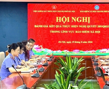 Viện kiểm sát phối hợp với BHXH thu hồi tiền hưởng sai, bảo đảm quyền lợi...