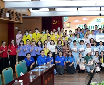 Viện KSND Khu vực 2 – thành phố Hà Nội trao yêu thương đến các bệnh nhi –...