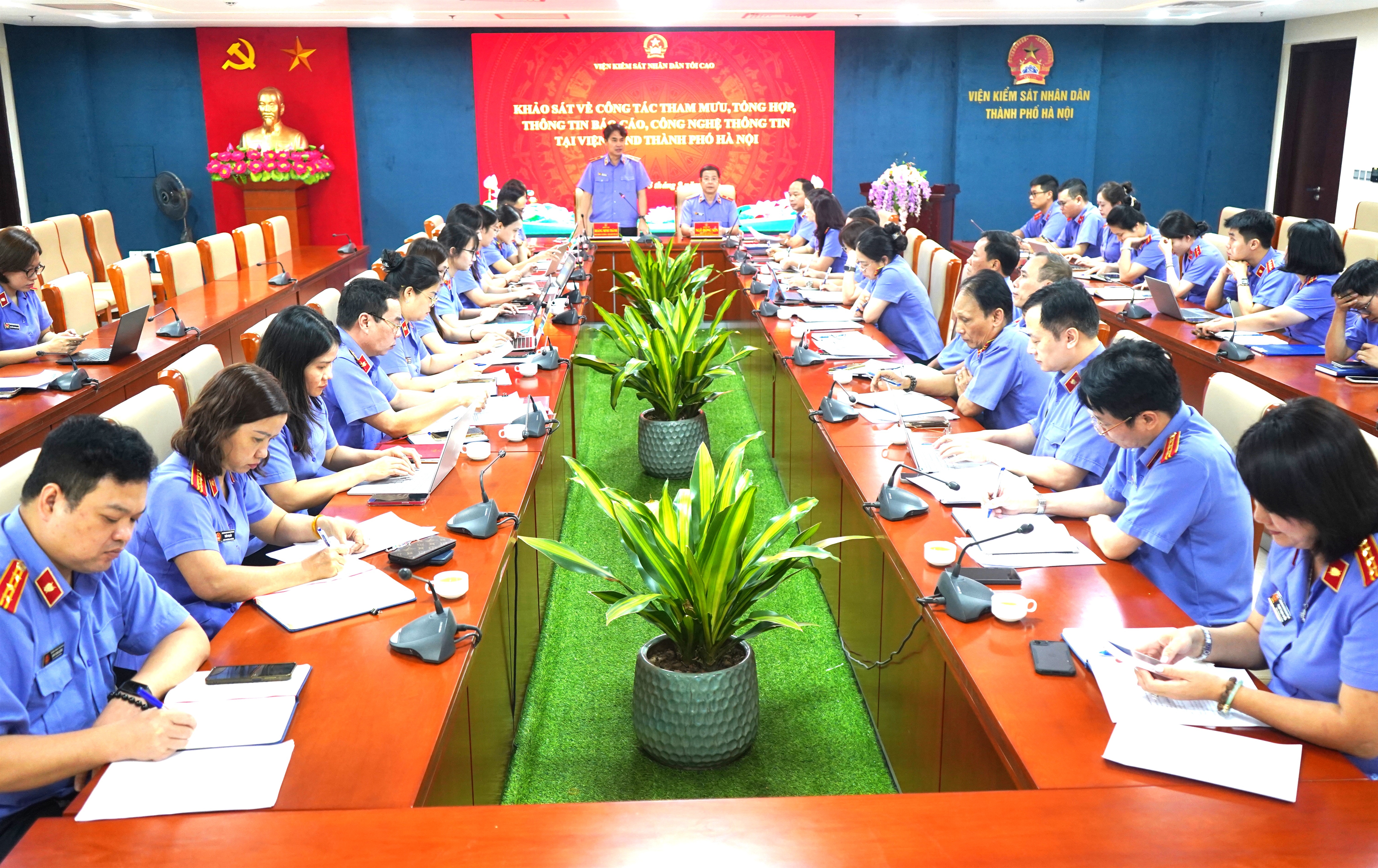 VKSND thành phố Hà Nội tiếp Đoàn khảo sát của VKSND tối cao về công tác tham mưu, tổng hợp, thông tin báo cáo và công nghệ thông tin