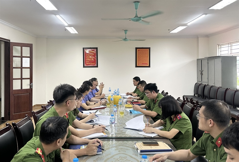 Viện KSND khu vực 9 – Hà Nội kiểm sát trực tiếp việc tạm giữ, tạm giam và thi hành án phạt tù tại Phân trại tạm giam Sơn Tây