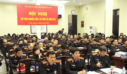 Phải nhìn thẳng vào khuyết điểm, hạn chế để khắc phục