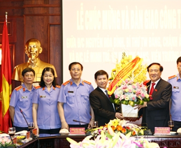 Bàn giao công tác của Viện trưởng Viện kiểm sát nhân dân tối cao