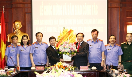 Bàn giao công tác của Viện trưởng Viện kiểm sát nhân dân tối cao