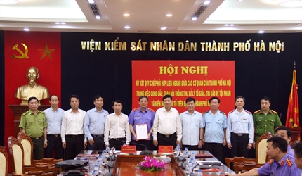 Viện KSND thành phố Hà Nội chủ trì Lễ ký kết quy chế phối hợp giữa 10...