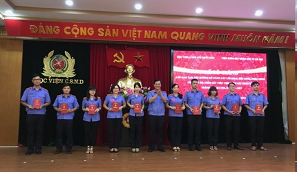 Lễ bế giảng lớp đào tạo, bồi dưỡng kỹ năng, lấy lời khai, phúc cung,...