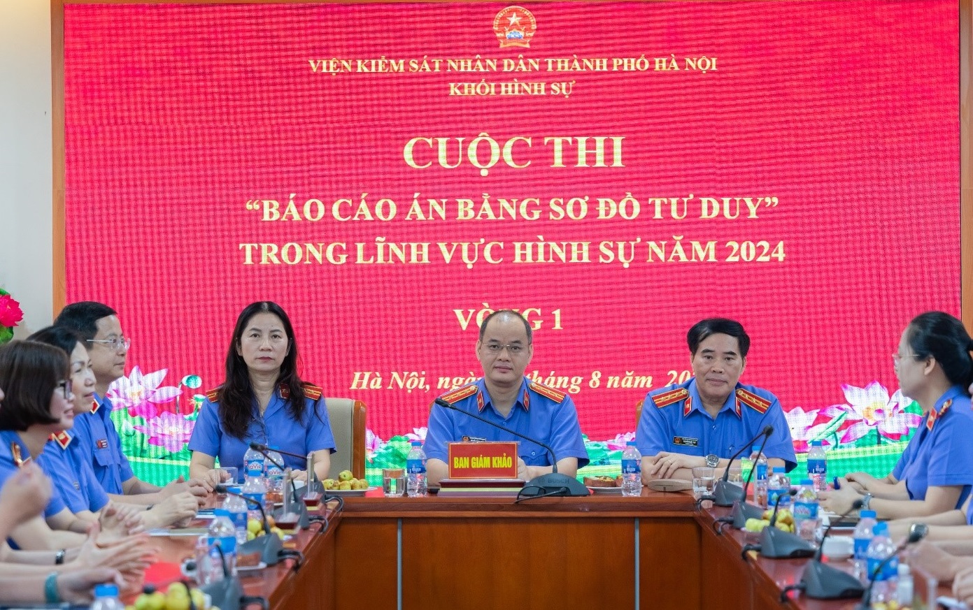 Ban giám khảo cuộc thi sơ đồ tư duy