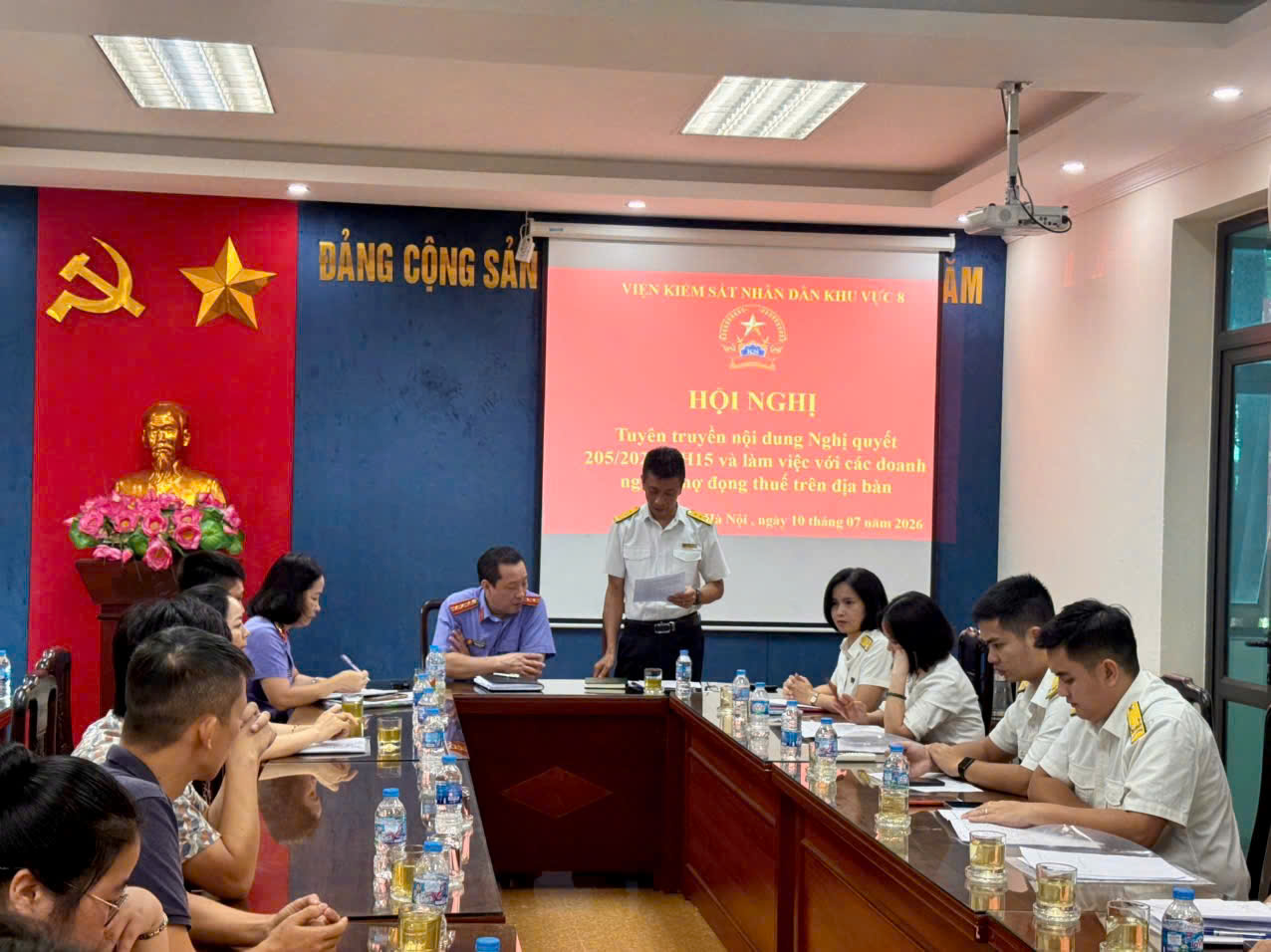 Đồng chí Vũ Tất Thắng - Trưởng Thuế cơ sở 23, thành phố Hà Nội phát biểu tại Hội nghị